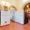 Отель Secluded Holiday Home in Bibbiano with Courtyard, фото 2