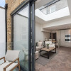 Отель Modern, Bright & Elegant 3 Bed Fulham Maisonette, фото 13