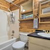 Отель Cabin w/ Hot Tub & Views: 1 Mile to Alyeska Resort, фото 14