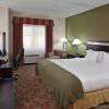 Отель Holiday Inn Express Cleveland Airport - Brookpark, an IHG Hotel в Брук-Парке