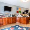 Отель Comfort Inn & Suites, фото 14