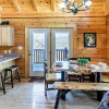 Отель SmokyStays 5 Bedroom Cabin, фото 13