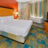 Отель La Quinta Inn & Suites by Wyndham Irvine Spectrum, фото 12