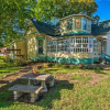 Отель Russellville House w/ Garden - Walk to Main Street, фото 1