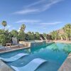 Отель 226242: 3BR Oasis w/ Hot Tub by Golf & Coachella!, фото 18