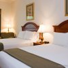 Отель Holiday Inn Express Hotel & Suites Emporia, an IHG Hotel в Эмпории