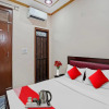 Отель OYO Flagship 701007 Star Guest House, фото 16