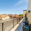 Отель Iconic Rideau 1Bd Unit Balcony Free Parking 1, фото 17