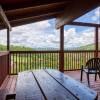 Отель Ern858 - Eagles On High - Great Location! Close To All The Action! 3 Bedroom Cabin by RedAwning, фото 24
