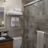 Отель Fairfield Inn & Suites Fifth Avenue, фото 9