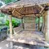 Отель OYO 92149 Ashooy Homestay, фото 13