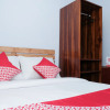 Отель OYO 1380 Velodrome Family House Syariah, фото 3