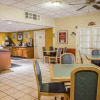 Отель Econo Lodge Jacksonville, фото 19