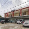 Отель RedDoorz near Pantai Tanjung Pendam 2, фото 1