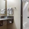 Отель Quality Inn, фото 10