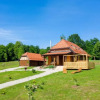 Отель Chalet Markoci With Hot Tub, фото 9