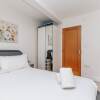 Отель Central Modern Flat Sleeps 6 - Dedicated Parking, фото 12