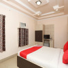Отель OYO 11888 Rasbehari Avenue, фото 15
