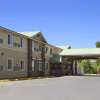 Отель Days Inn & Suites by Wyndham Gunnison в Ганнисоне
