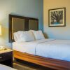 Отель Comfort Inn & Suites Plainville-Foxboro, фото 6