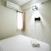 Отель Simple And Homey 2Br At Dian Regency Apartment, фото 9