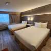 Отель Days Inn & Conference Centre by Wyndham Penticton, фото 5