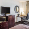 Отель Quality Inn & Suites, фото 4