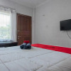 Отель RedDoorz Syariah near Sepinggan Airport Balikpapan, фото 3