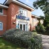 Отель Travelodge Stonehouse в Страуде