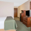 Отель Days Inn & Suites by Wyndham Mt Pleasant, фото 4