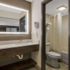Отель Quality Inn Asheville Airport, фото 19