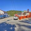 Отель \sun-dappled Retreat: Walk to Restaurants! в Боулдере Крик