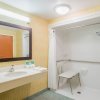 Отель Holiday Inn Express Hotel & Suites Brattleboro, an IHG Hotel, фото 8