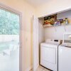 Отель Atlanta Area Home w/ Yard ~ 2 Mi to Six Flags, фото 3