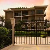 Отель Monaco Condominiums, фото 1