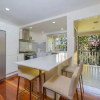 Отель Renovated 3 Bedroom Home In Petrie Terrace, фото 16