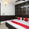 Отель Galaxy by OYO Rooms, фото 4