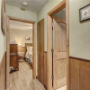 Отель Worth the Wait, 3 Bedrooms, Gas Grill, Air Conditioning, WiFi, Sleeps 6, фото 7