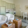 Отель Tricot Beachfront House, фото 8