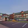 Отель Days Inn by Wyndham Mackinaw City/Bridgeview Area, фото 1