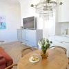 Отель Lovely 2-bedroom apartment with free parking, фото 8