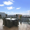 Отель Renovated Apt with huge deck & car park, фото 12