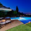 Отель Luxury 6-bed Tuscan Villa Near Lucca, фото 9