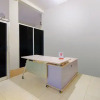 Отель OYO 3083 D Kost 3 Syariah, фото 3