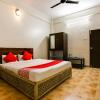 Отель OYO Flagship 62747 Hotel Sarika, фото 4