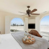 Отель Shoreline by Avantstay Spectacular Beachfront Home w/ Fire Pit, Spa & Pool Table, фото 3