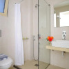 Отель Maravel Star Art Hotel - Marvelous Sea View Room 4 People, 1 Minute From Beach, фото 4