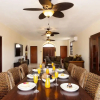 Отель Beautiful 3br2 5BA Villa w Pool Close 2 Baby Beach, фото 8