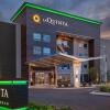 Отель La Quinta Inn & Suites by Wyndham West Memphis, фото 26