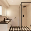 Отель The Chelsea Haven - Glamorous 1bdr Flat, фото 7